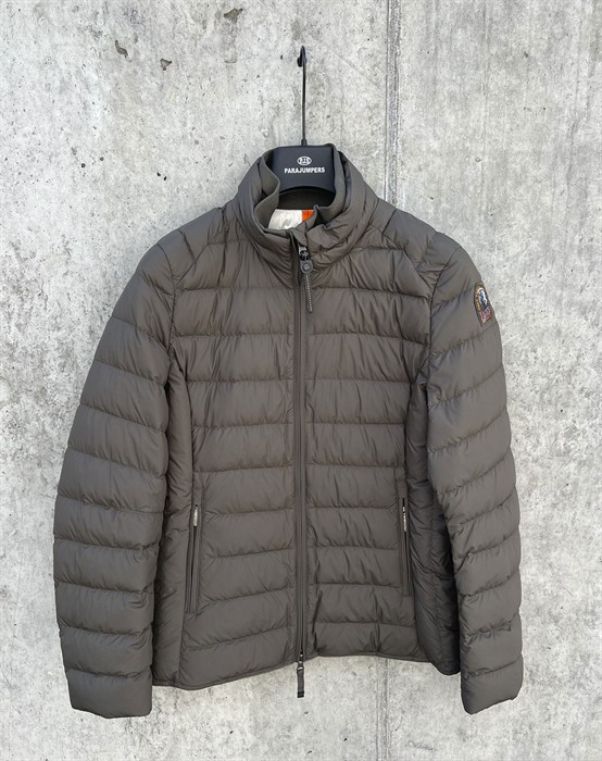 Parajumpers - Geena Puffer Jakke - Taggia Army Grøn - S - byKalstrup.dk